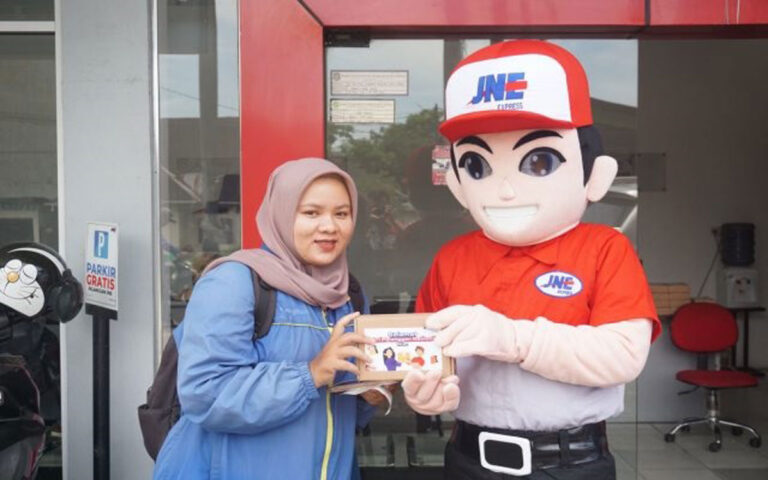 Rayakan Harpelnas 2024, JNE Tebar Promo dan Kebahagiaan