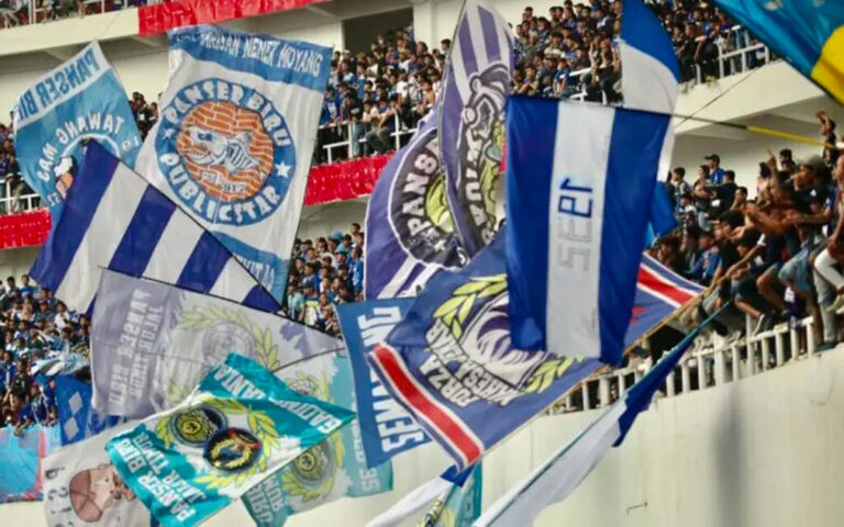 Manajemen PSIS Larang Suporternya Away ke Bandung