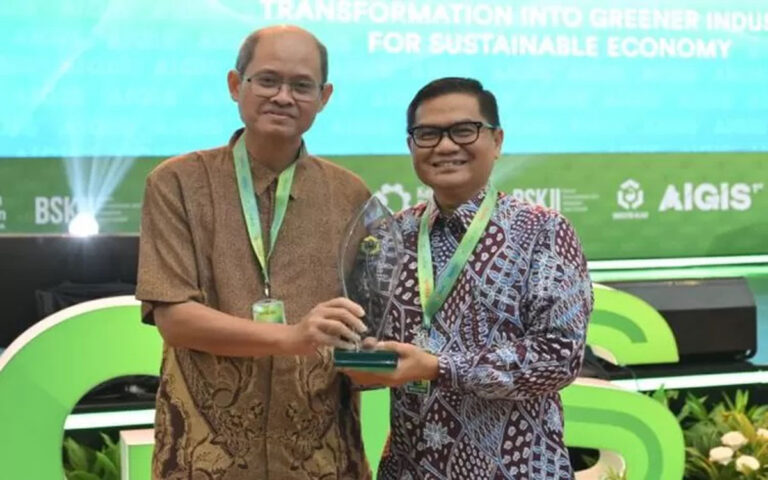 SBI Satu-Satu Perusahaan Semen Raih Penghargaan Industri Hijau 2024