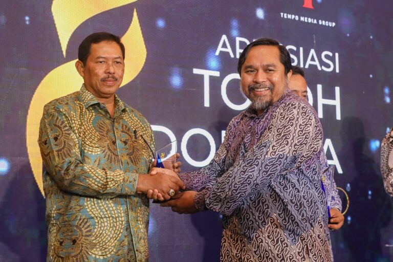 Nana Raih Penghargaan Pada Apresiasi Tokoh Indonesia 2024