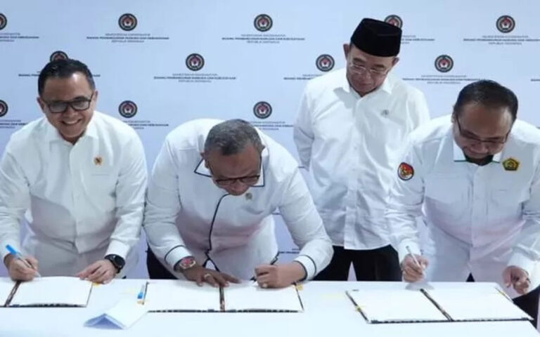 Pemerintah Tetapkan Libur Nasional dan Cuti Bersama 2025 Sebanyak 27 Hari
