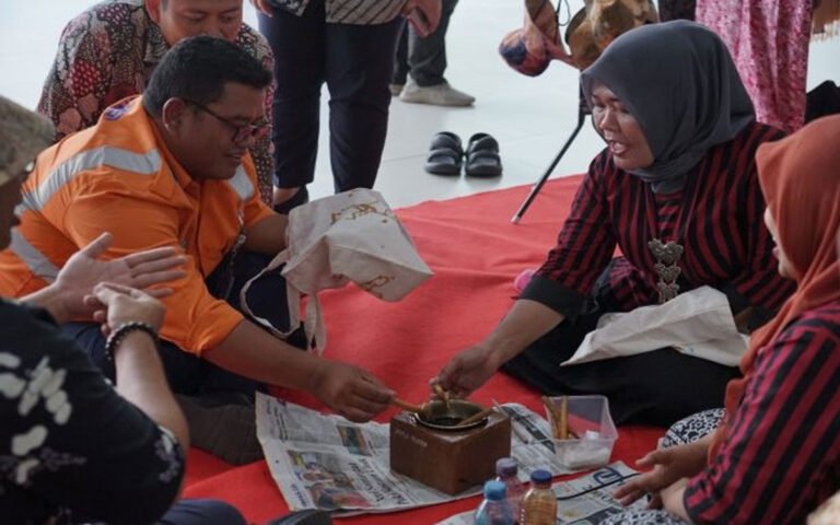 Peringati Hari Batik Nasional, KAI Daop 4 Semarang Hadirkan Bazar