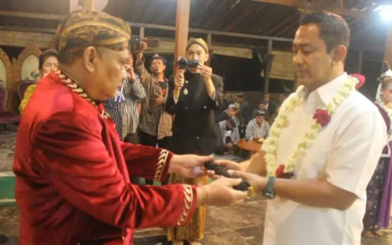 Cawagub Jateng Hendi Dinobatkan Sebagai Senopati