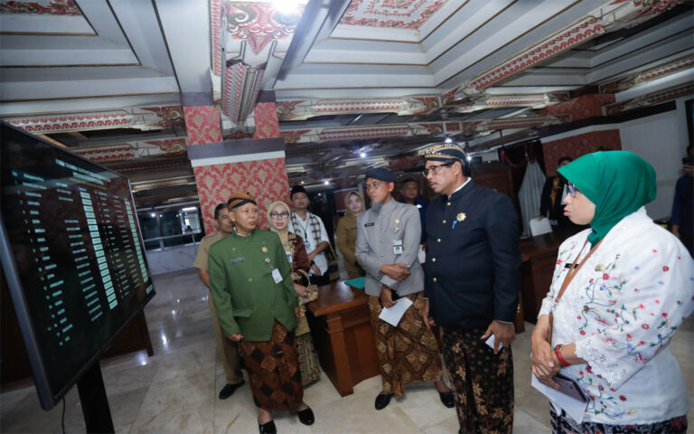 Cek Posko Desk Pilkada, Nana Minta Pantauan Pilkada Dilaporkan Berkelanjutan
