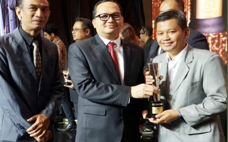 Sido Muncul Berhasil Raih Penghargaan SNI Award 2024