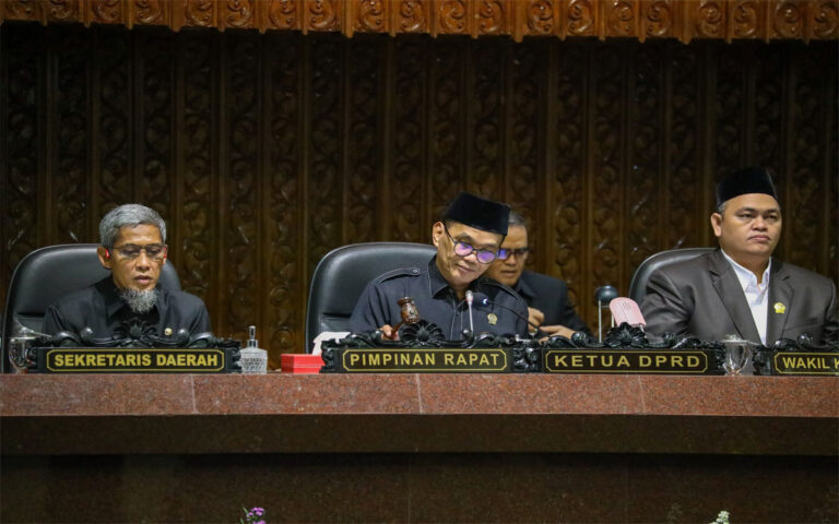 Pemprov dan DPRD Jateng Setujui Raperda Penyelenggaraan Perpustakaan