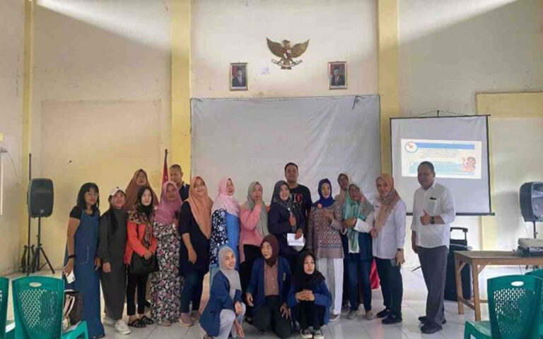 Tim PkM USM Beri Pemahaman Literasi Keuangan Pada Pelaku UMKM