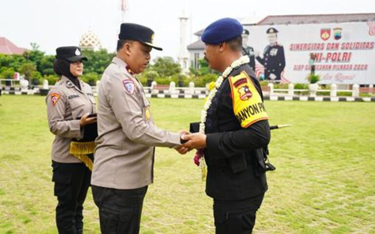 Amankan Pilkada, Polda Jateng Lepas Kepulangan 300 Personil BKO Korps Brimob Polri