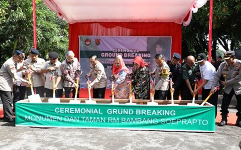 Pemkot dan Keluarga Besar Brimob Bangun Monumen Pejuang