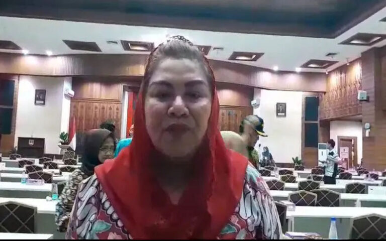 Sambut Tahun Baru, Pemkot Gelar Pesta Kembang Api di Tepi Pantai