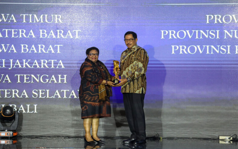 Pempov Jateng Raih Penghargaan IGA Award Kategori Terinovatif