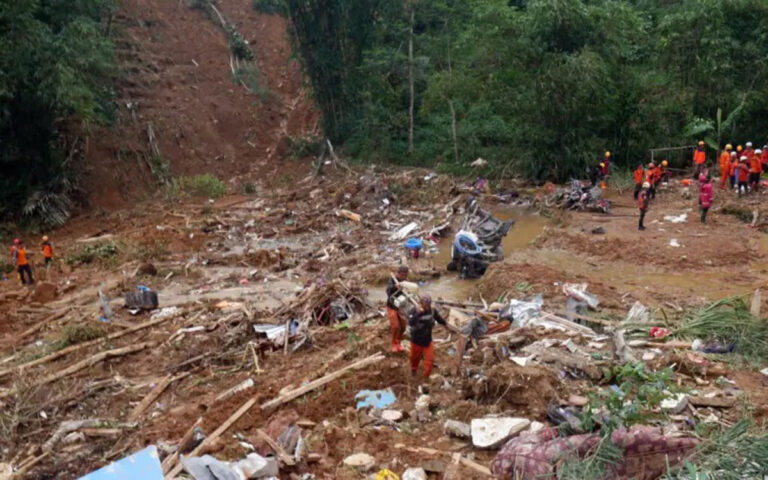 Longsor Pekalongan, Total Sudah 22 Korban Ditemukan