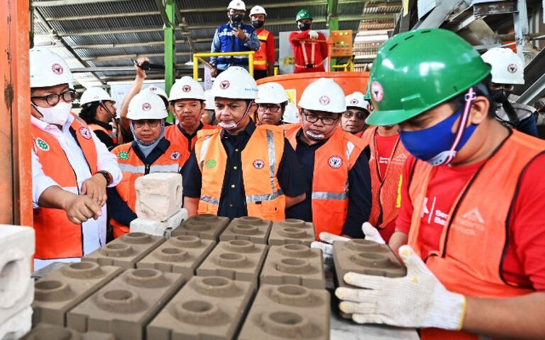 SIG Dorong Penggunaan Bata Interlock Presisi Untuk Wujudkan 3 Juta Rumah