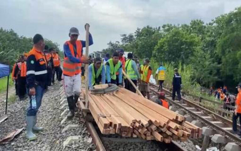28 Perjalanan KA Memutar dan 8 Perjalanan Dibatalkan 27-31 Januari 2025
