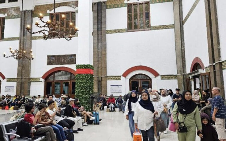 Pemesanan Tiket KA Mudik Capai 305.000 Penumpang