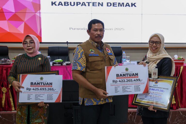 Pemprov Jateng Salurkan Bantuan Korban Banjir Demak dan Grobogan Rp847 Juta