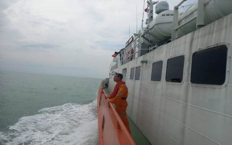 Kapal Nelayan Tenggelam, Dua ABK Dalam Pencarian di Perairan Pekalongan