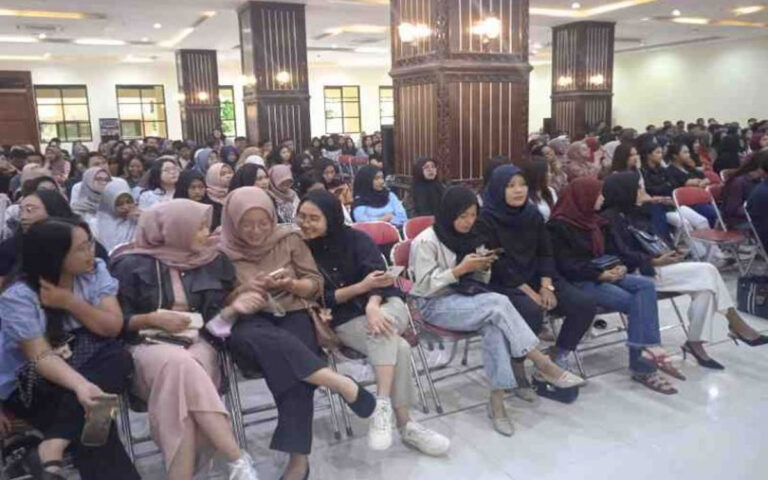 Sebanyak 953 Calon Wisudawan USM Ikuti Geladi Bersih
