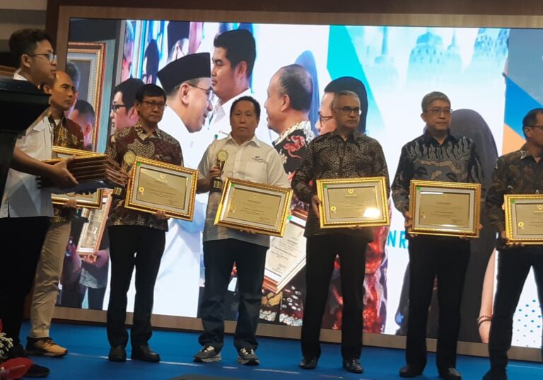 Sido Muncul Kembali Raih Penghargaan CSR Award Provinsi Jateng 2024