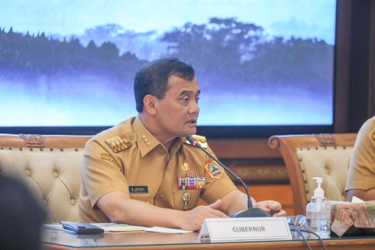 Ahmad Luthfi Optimistis Perbaikan Jalan Selesai Sebelum Lebaran