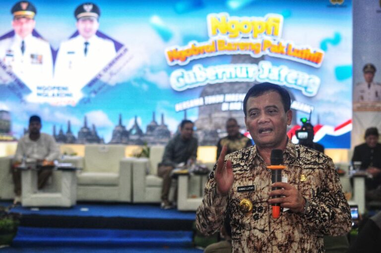 Gubenur Jateng Akan Upayakan SPBU Khusus Nelayan