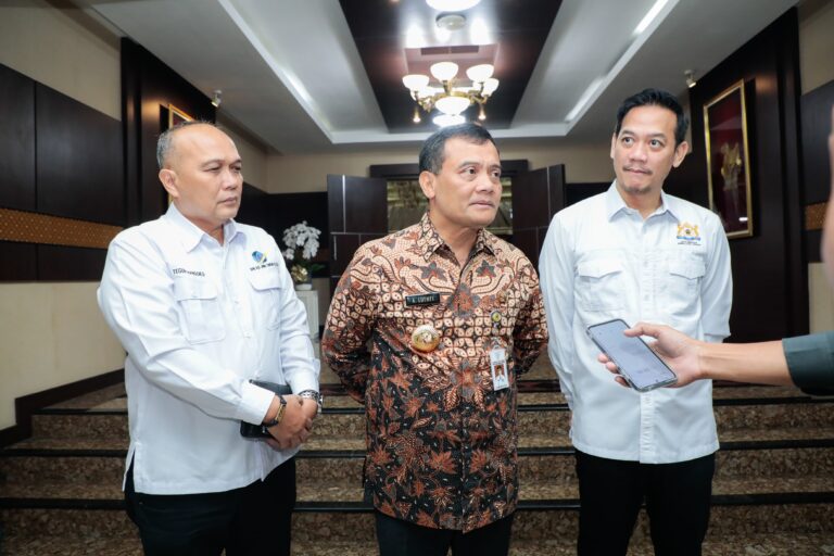 Pacu Volume Ekspor, Gubernur Jateng Upayakan Revitalisasi Tanjung Emas
