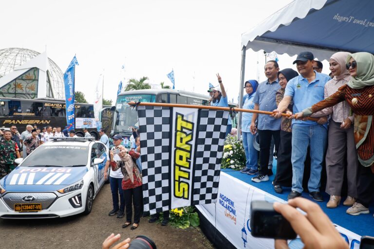 Luthfi Berangkatkan 14.000 Orang Mudik Gratis Dari Jakarta