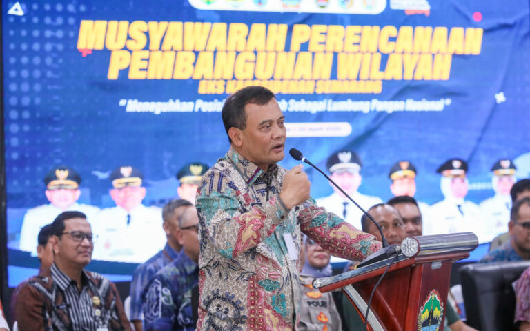 Wujudkan Swasembada Pangan, Luthfi Tekankan Revitalisasi Lahan dan Perbaikan Irigasi