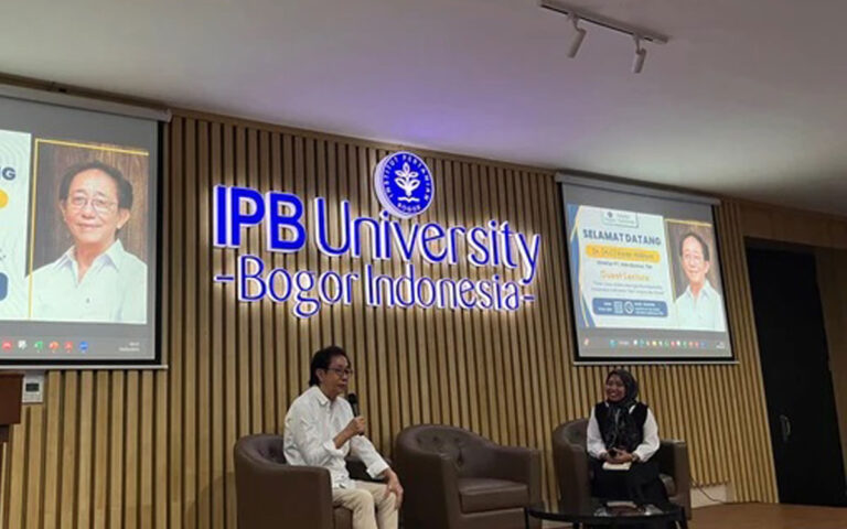 Hadir Jadi Dosen Tamu, Irwan Hidayat Ajak FK IPB Kembangkan Obat Herbal