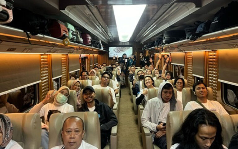 KAI Wisata Hadirkan Tarif Khusus Untuk Kereta Panoramic dan Priority