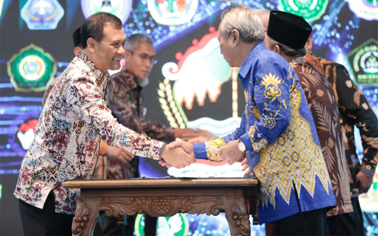 100 Hari Kerja Luthfi-Yasin, Kolaborasi Antarlini Hasilkan Program Nyata Untuk Warga