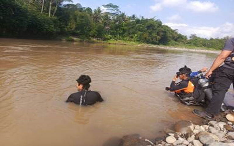 Tim SAR Masih Mencari Penjala Ikan Yang Hanyut di Sungai Progo