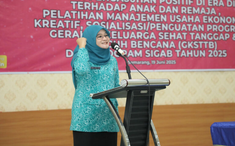 Nawal Berikan Kiat Tiga Strategi Asuh Anak di Era Digital