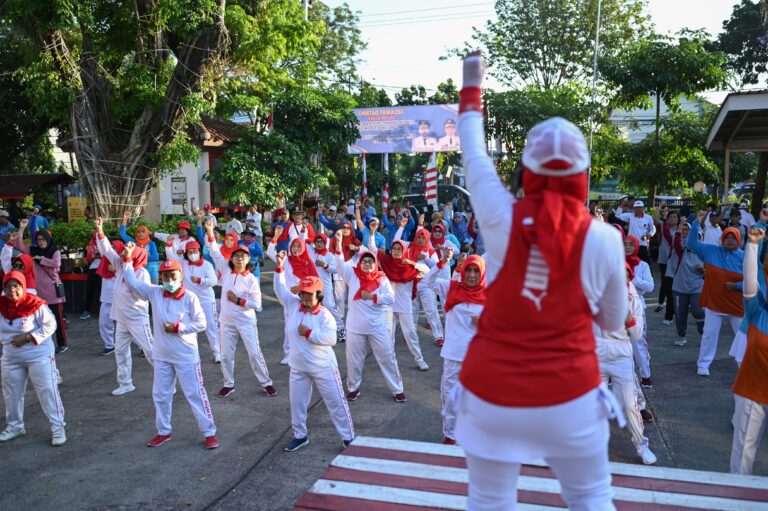 Peringati HLUN, Para Lansia Dukung Program Kecamatan Berdaya