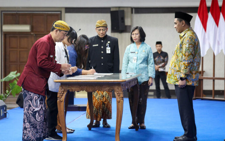 Taj Yasin Lantik 183 Pejabat Fungsional Di Jajaran Pemprov Jateng