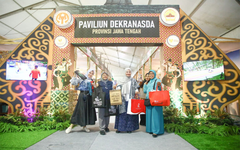 62 Pelaku UMKM Jateng Ikuti Pameran Dekranasda Expo 2025