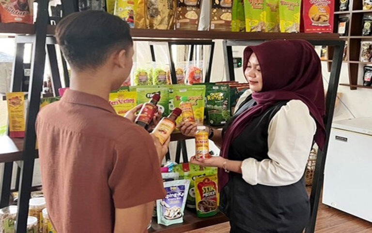 KWT Annisa Binaan RB Rembang Omzet Capai Rp100 Juta
