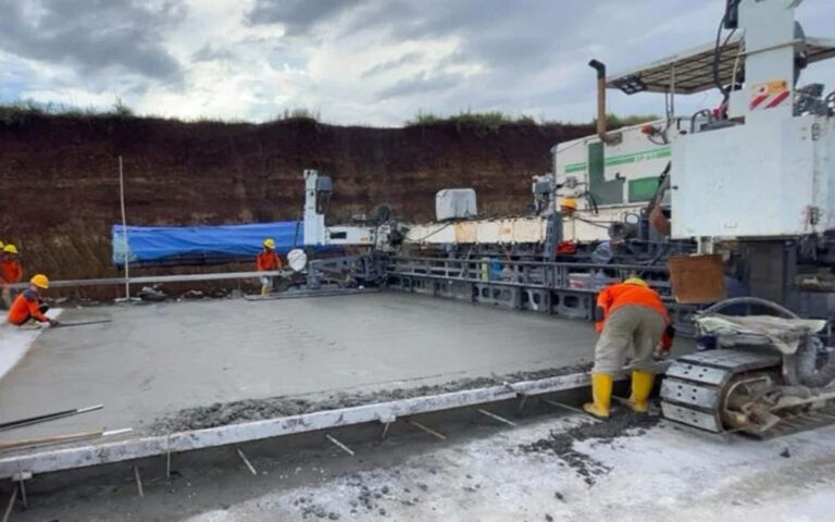 SIG Pasok 29.990 Ton Semen Untuk Proyek Tol Bocimi