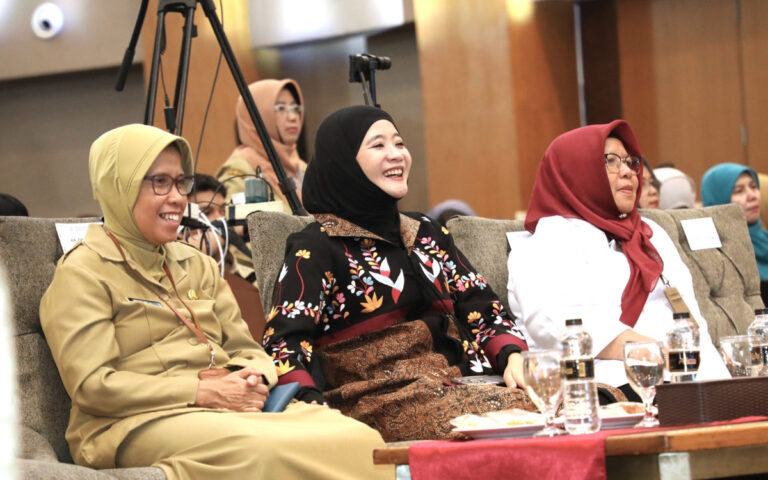 Nawal Yasin Ajak Duta GenRe Jateng Berikan Edukasi Remaja