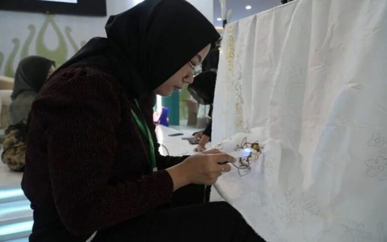 PLN Perkenalkan Canting Elektrik di JFW 2025