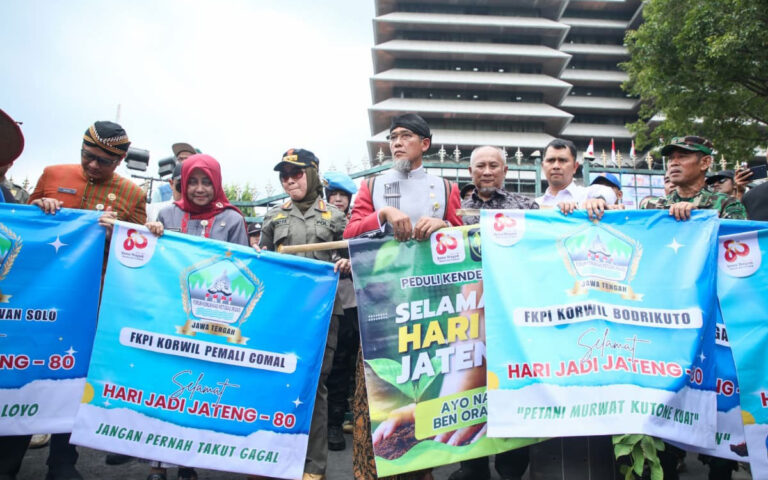 Ratusan Petugas Irigasi Gelar Aksi Minta Kejelasan Status Kepegawaian