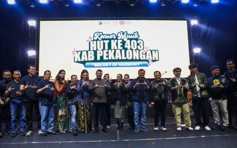 Luthfi Ajak Warga Jaga Kekompakan di Hari Jadi ke-403 Kabupaten Pekalongan