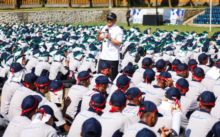 Luthfi Pacu Motivasi Ribuan Mahasiswa Baru Polines