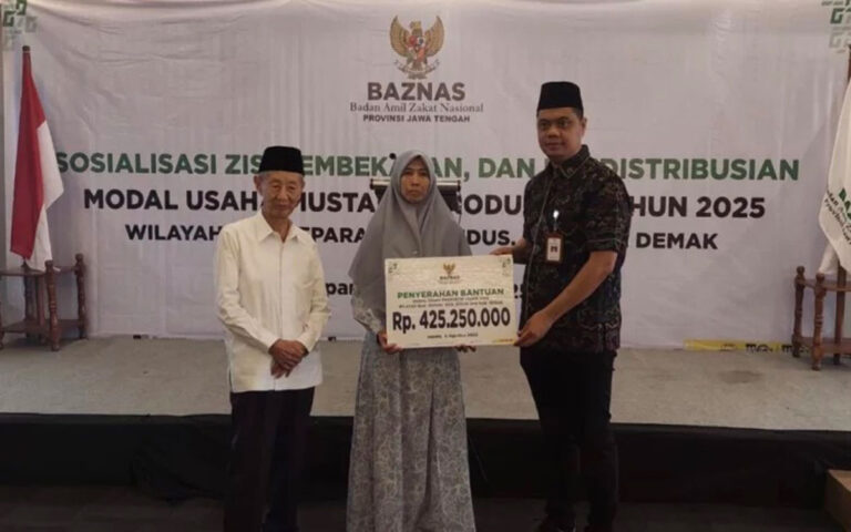 Baznas Jateng Salurkan Modal Usaha Rp425.250.000 Kepada 135 Mustahik