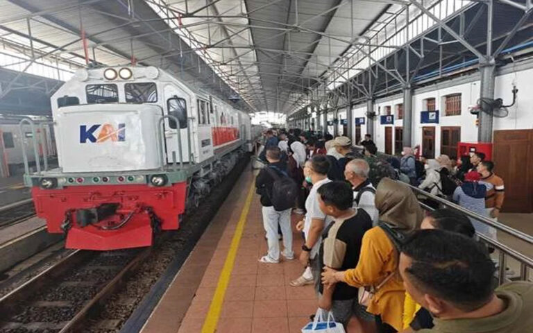 Angkutan Lebaran 2026, Sebanyak 434.073 Pelanggan Bakal Gunakan KA di Daop 4 Semarang
