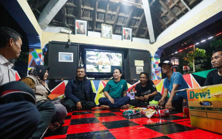 Cek Pos Kampling Warga, Luthfi Tekankan Fungsi Siskamling dan Jogo Tonggo