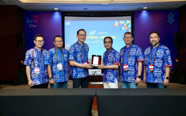 XLSMARTBersama Telkom, Tingkatkan Pengalaman Pelanggan