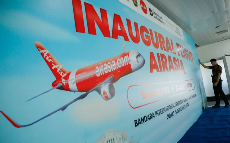 Maskapai Air Asia Buka Penerbangan Internasional Malaysia-Semarang
