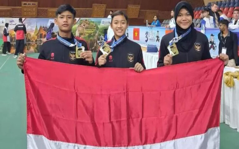 Tiga Pesilat Muda Jateng Raih Medali Emas di Kejuaraan Pencak Silat Asian Junior 2025