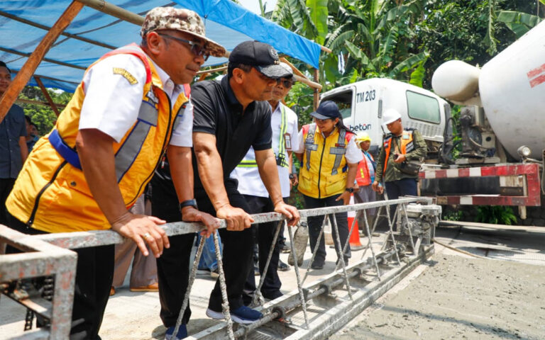 Pekerjaan Jalan Weleri–Patean Senilai Rp13 Miliar Dipercepat